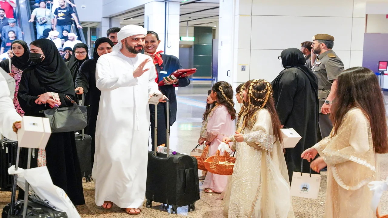دبي تحتفل بعودة الحجاج مع ختم “الإمارات ترحب بعودة الحجاج”